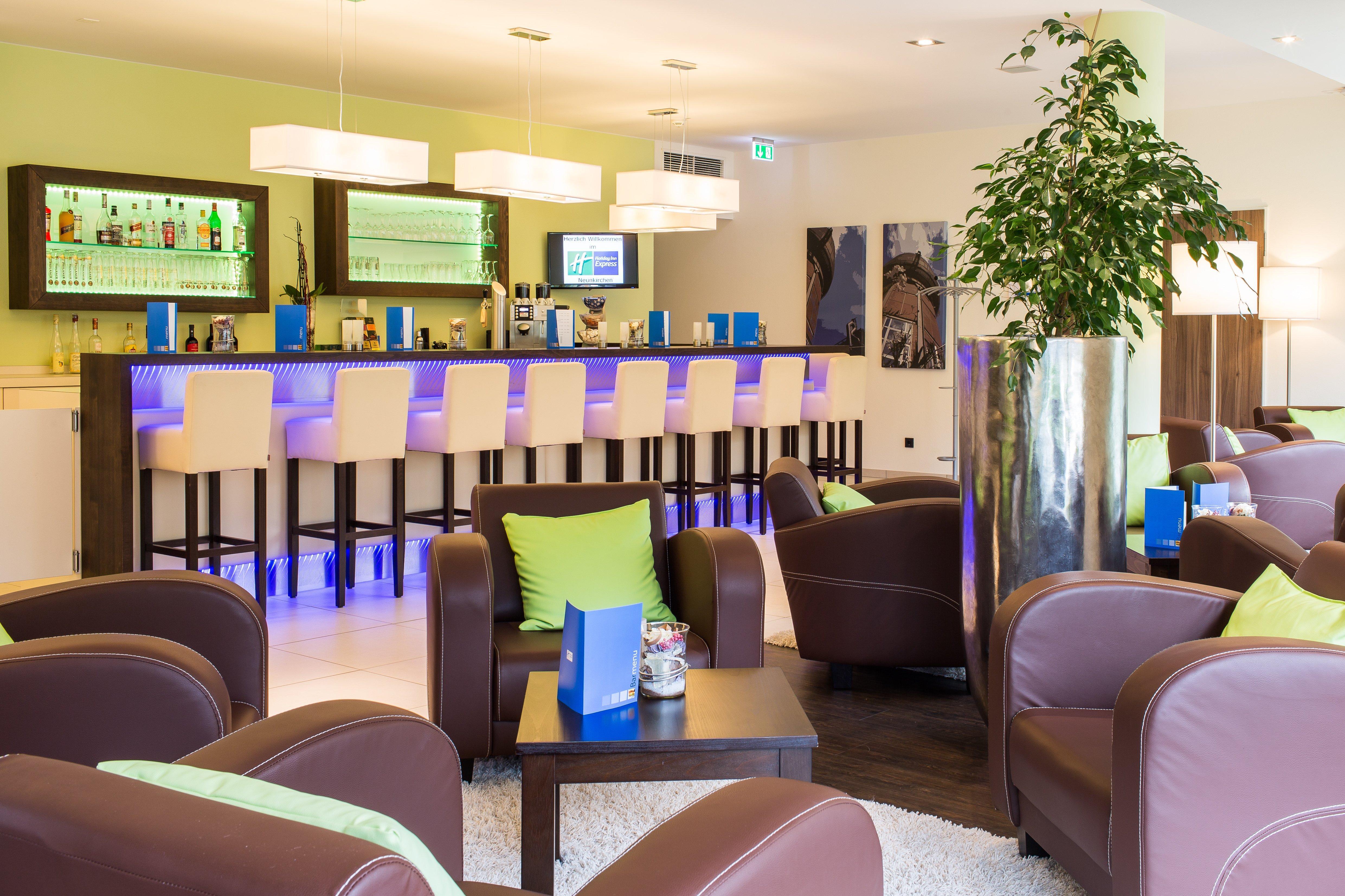 Holiday Inn Express Neunkirchen By Ihg Bagian luar foto