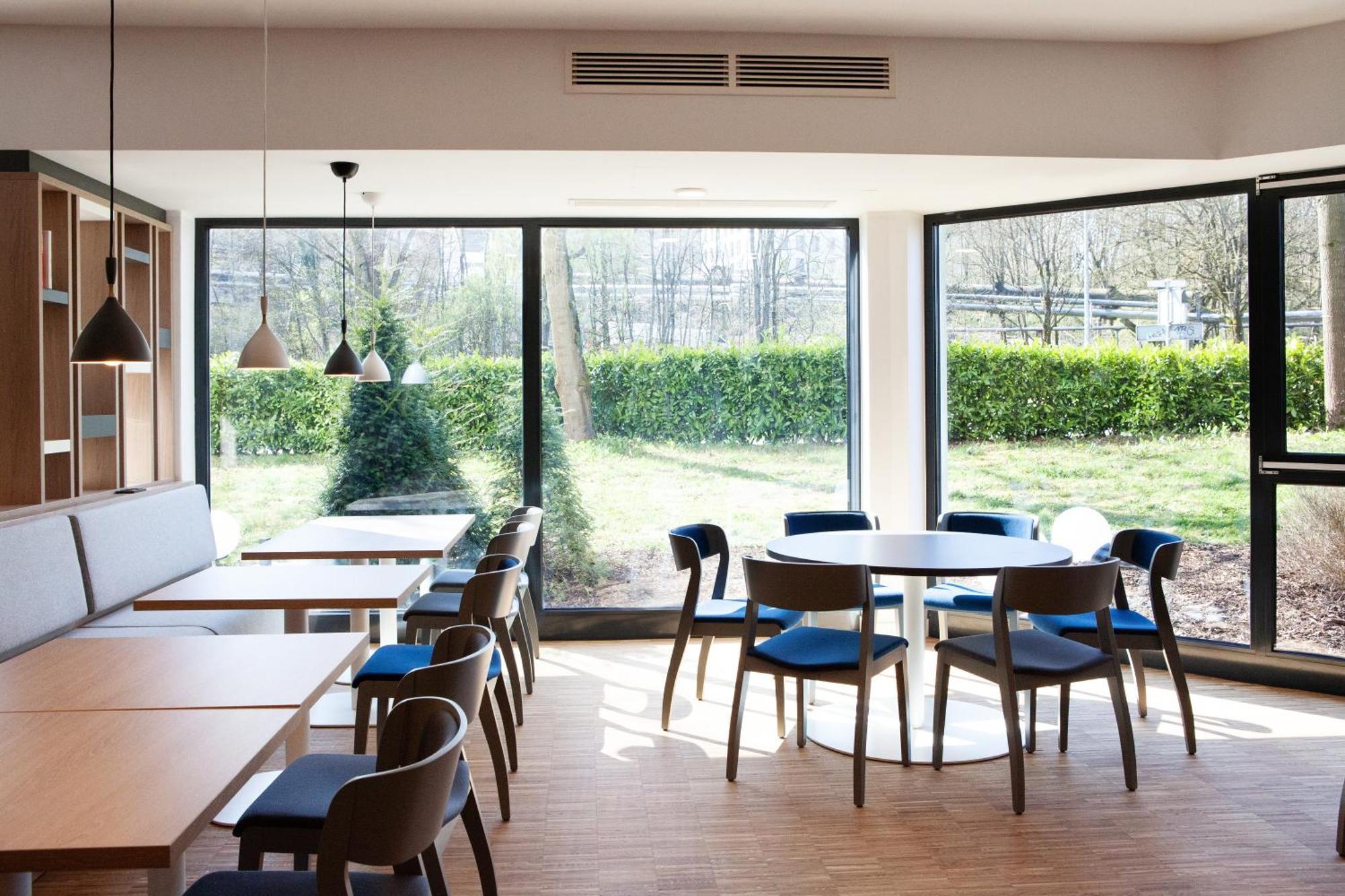 Holiday Inn Express Neunkirchen By Ihg Bagian luar foto