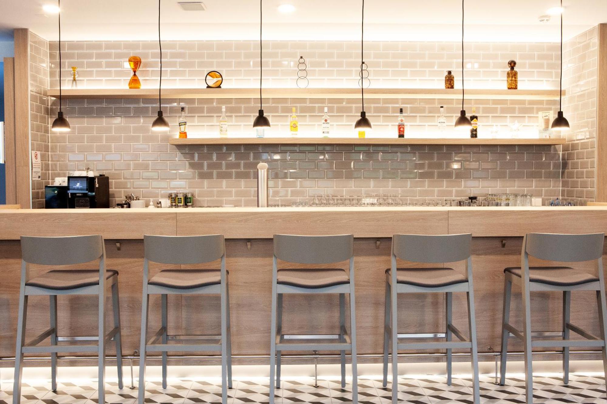 Holiday Inn Express Neunkirchen By Ihg Bagian luar foto